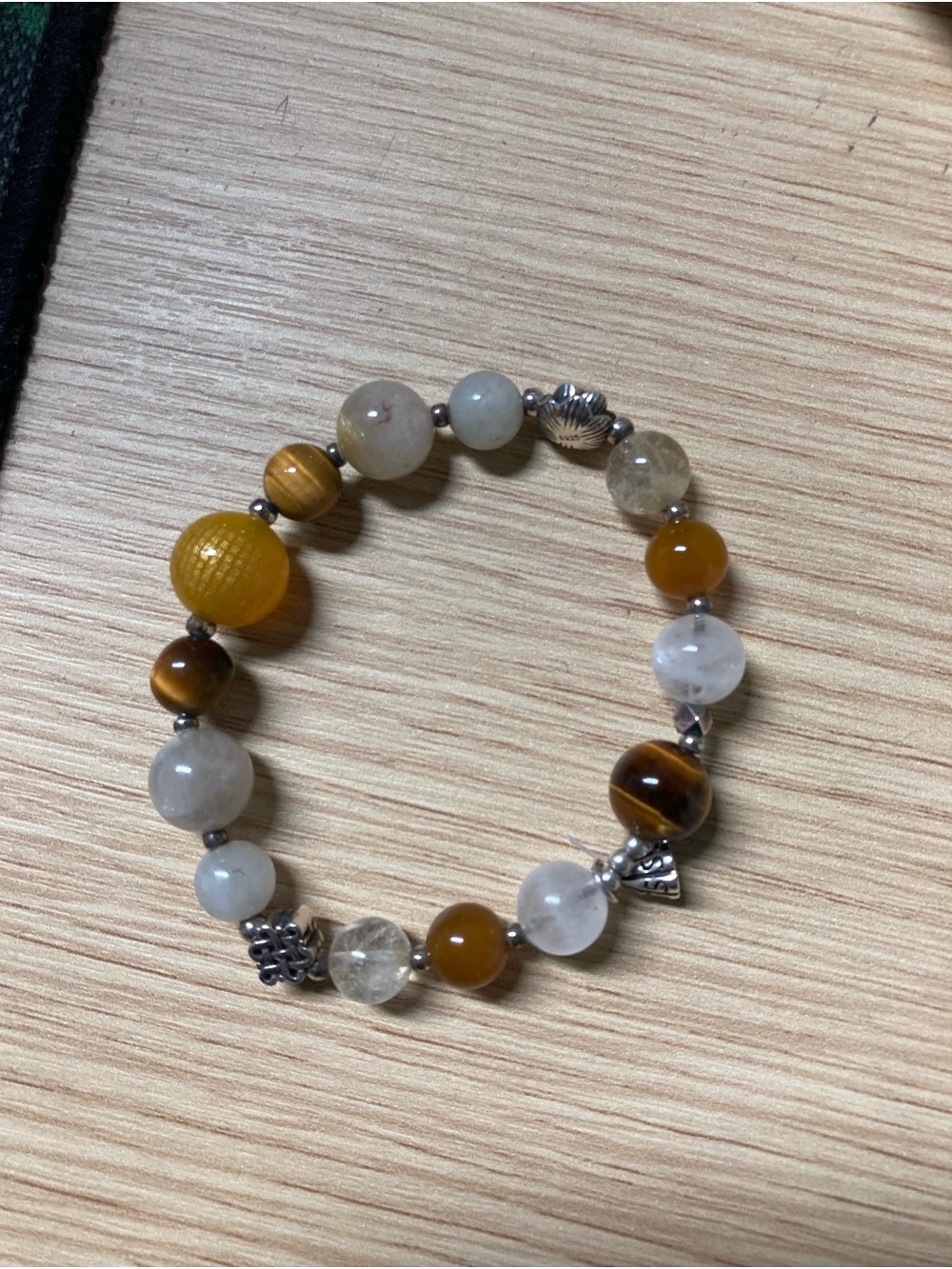 Beaded Agate and Tiger's Eye Stretch Bracelet - Yellow & White